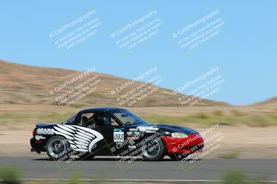 media/Oct-01-2022-Team Topak Racing (Sat) [[f860fb51be]]/2-Inter Low 2/session 2 turn 11/